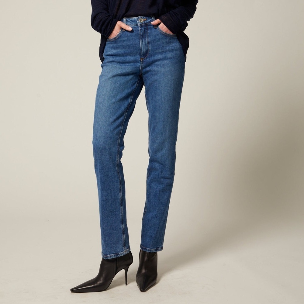 SPRWMN Slim Straight Jean